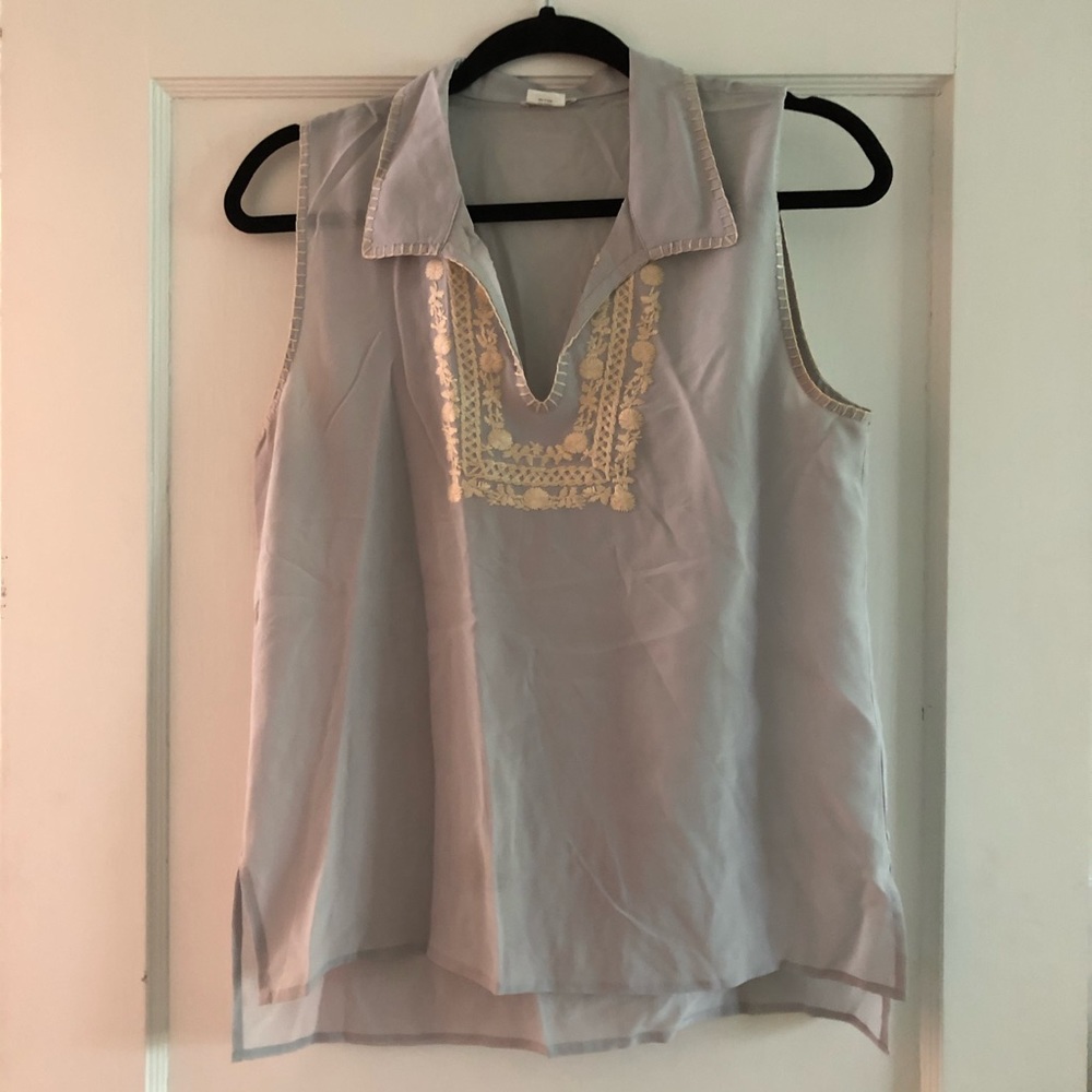 Silk Club Monaco powder blue sleeveless blouse